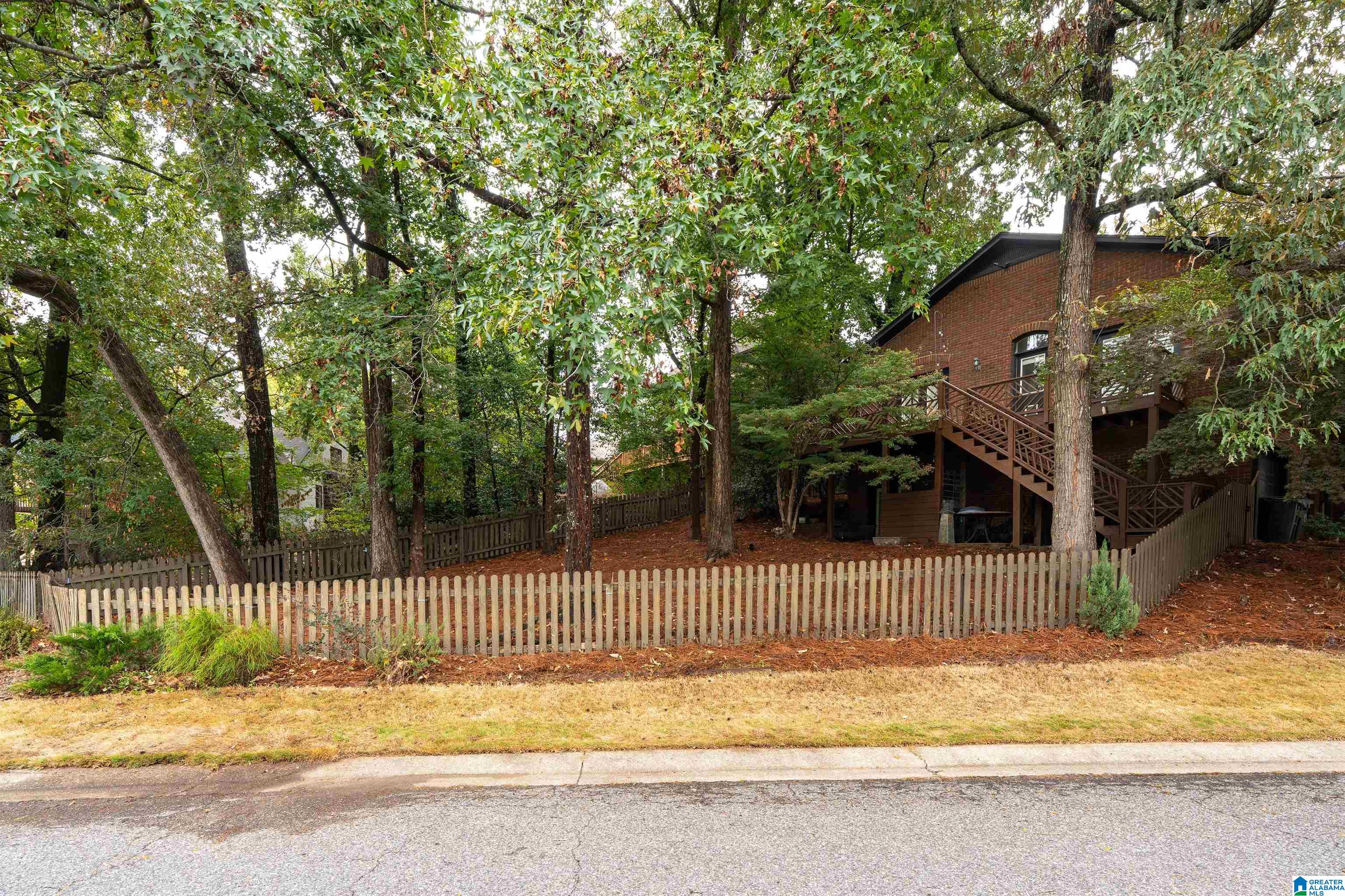 2581 CROSSGATE PLACE