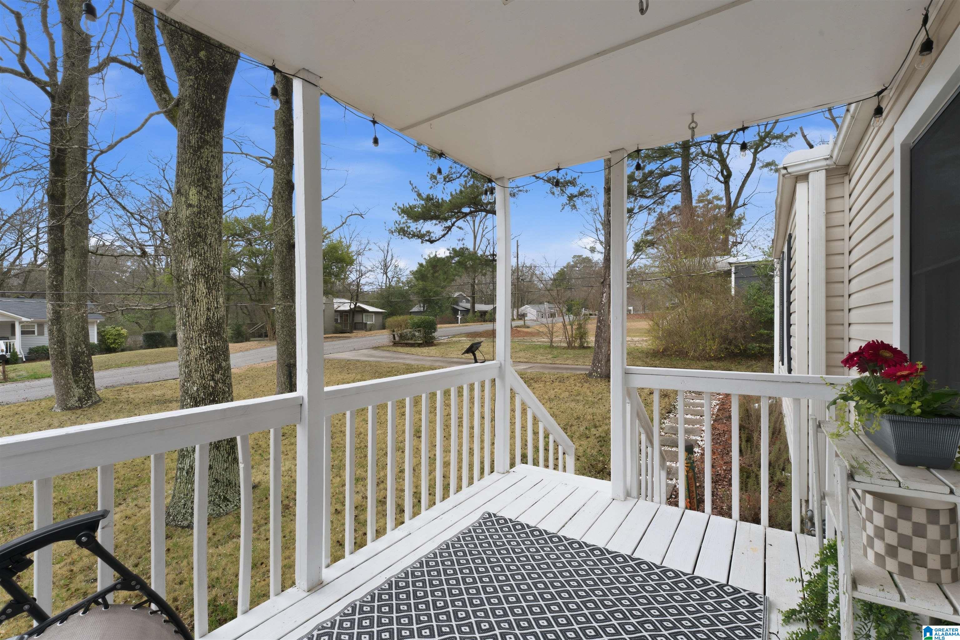 2125 BROOKVIEW DRIVE