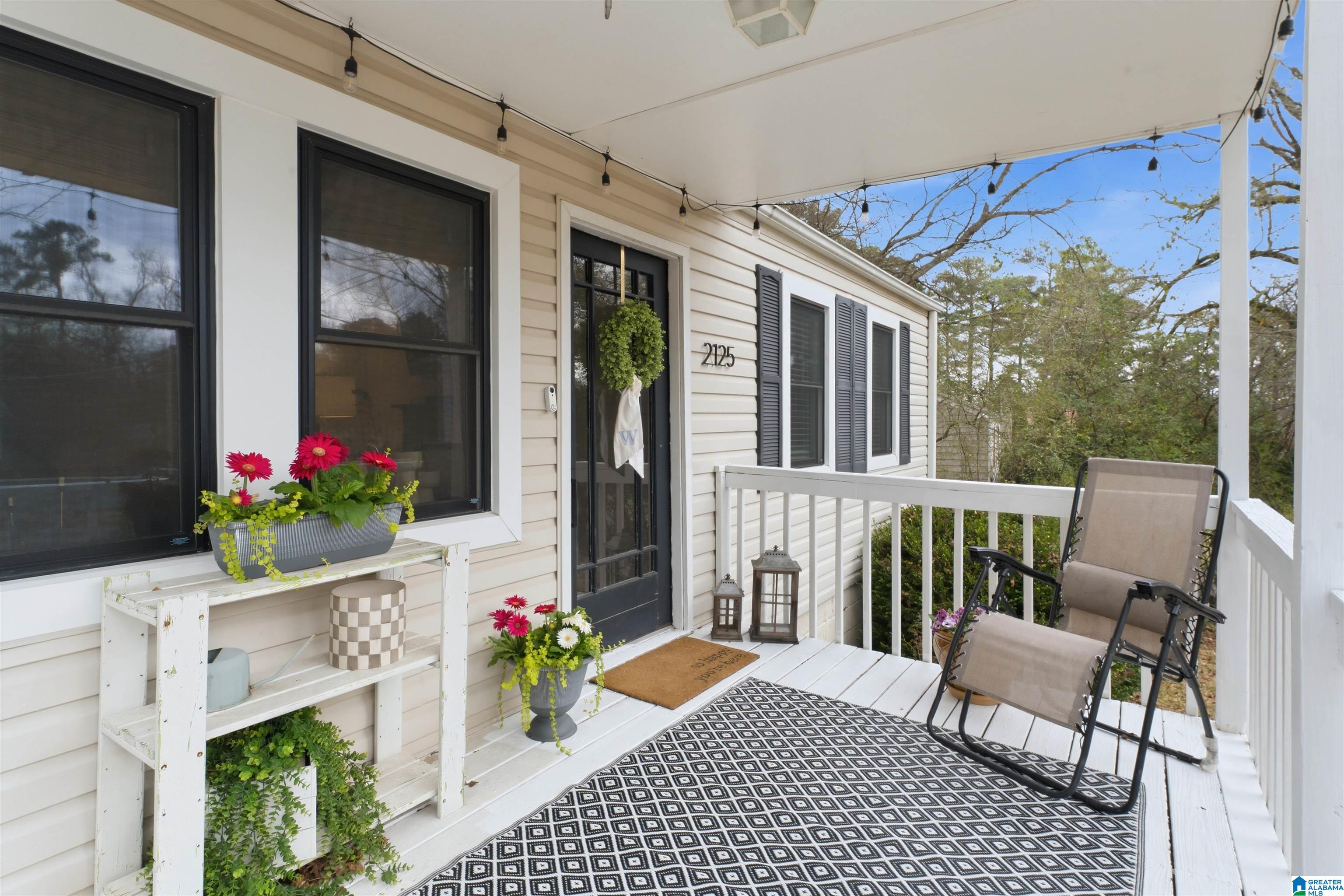 2125 BROOKVIEW DRIVE