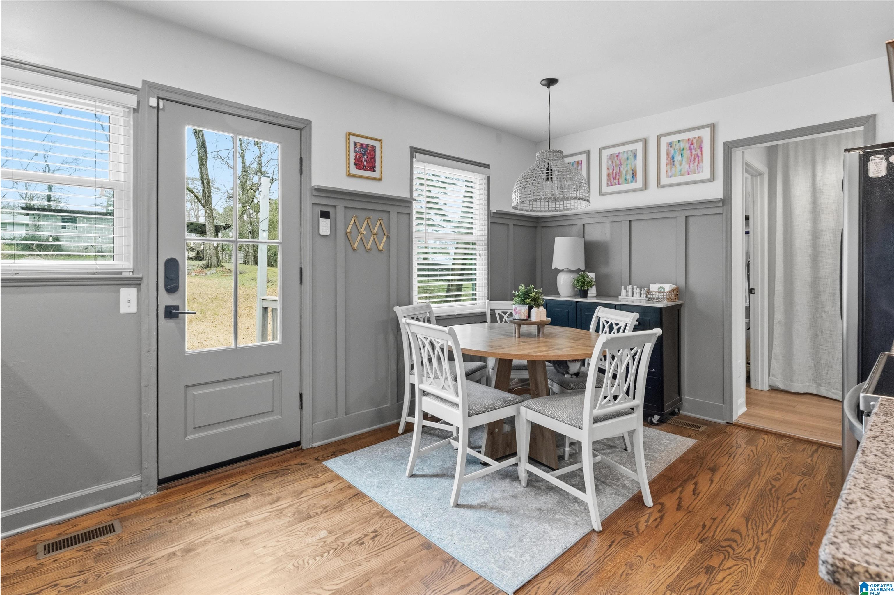 2125 BROOKVIEW DRIVE
