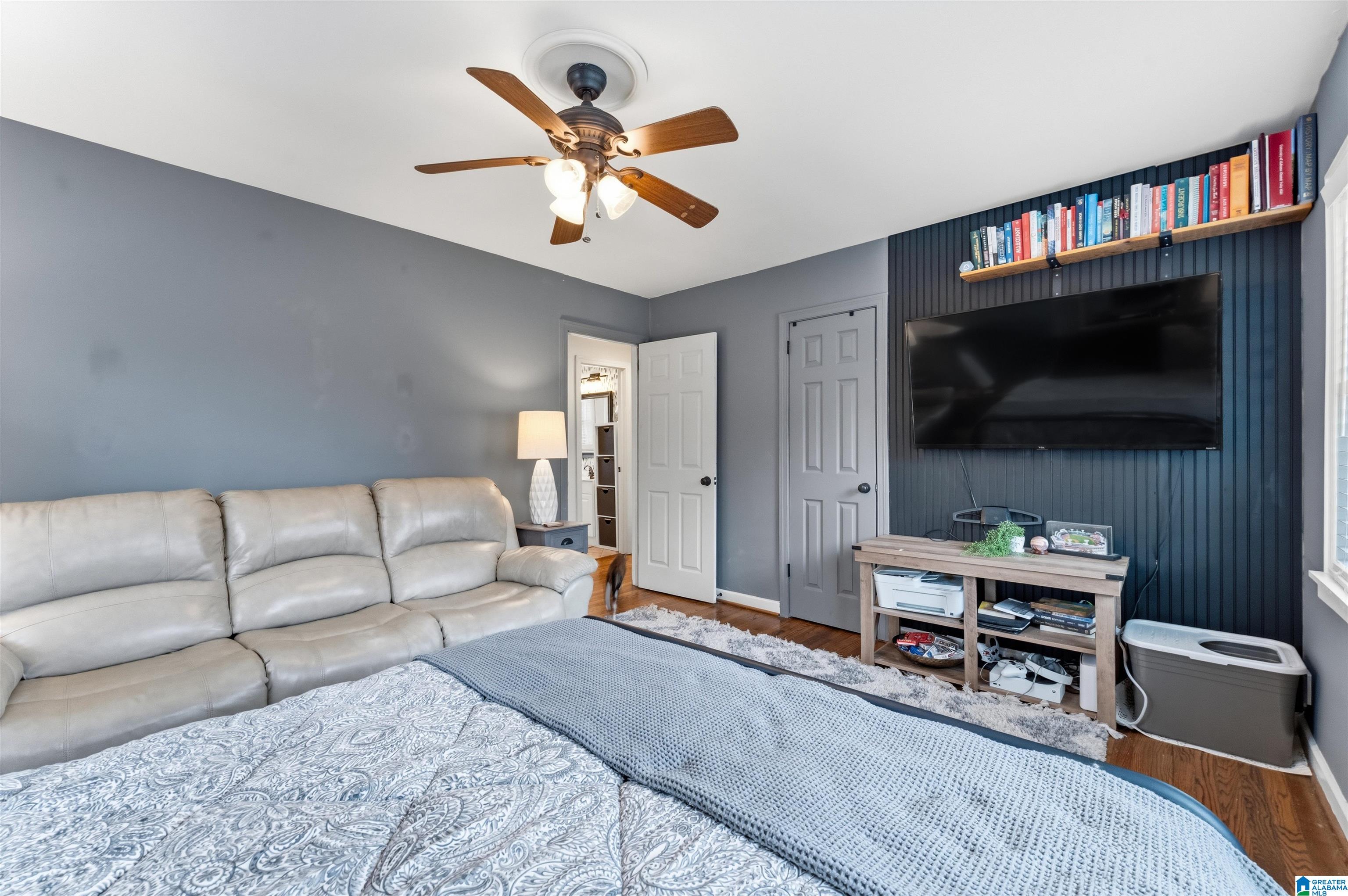 2125 BROOKVIEW DRIVE
