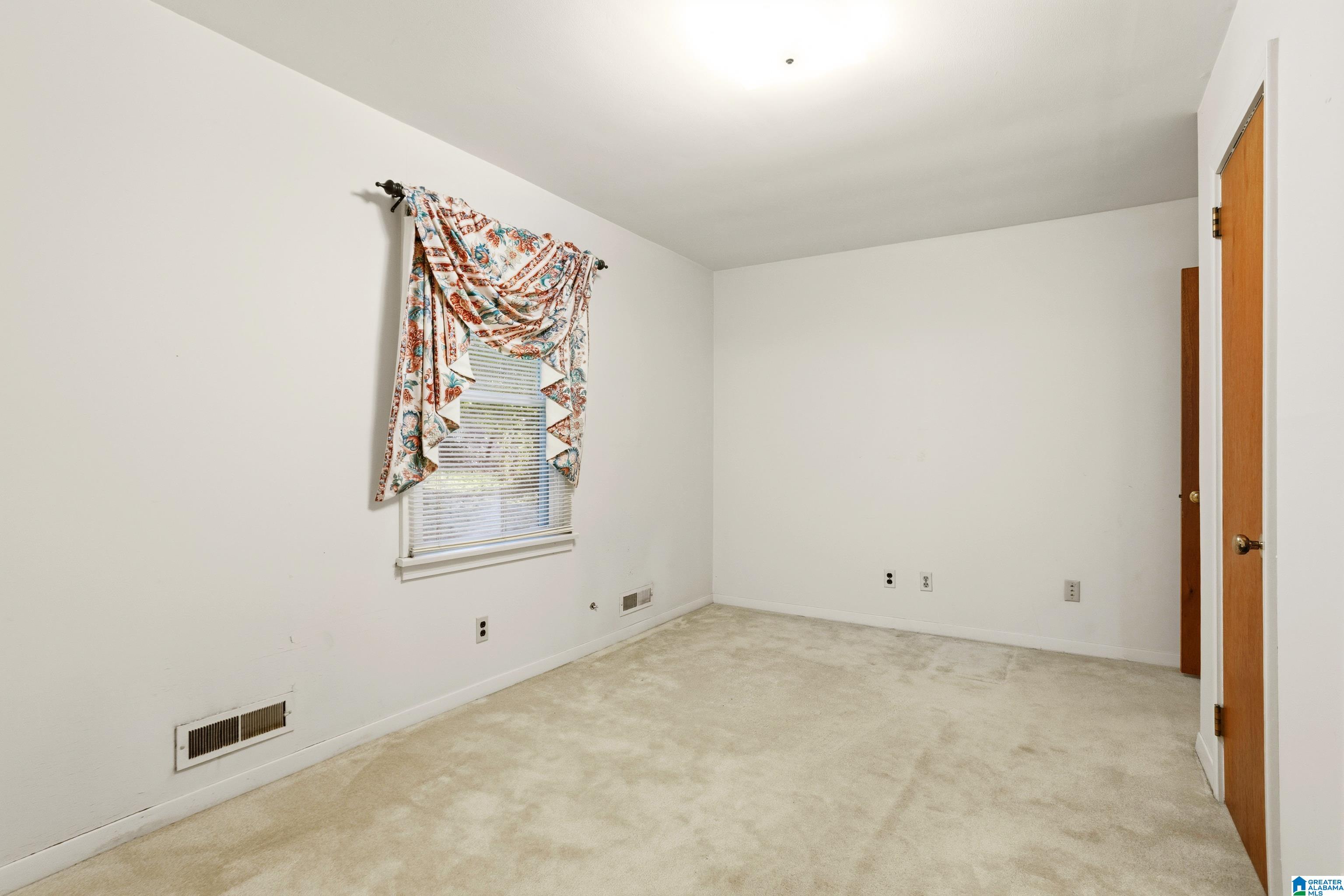 3360 VALLEY PARK DRIVE