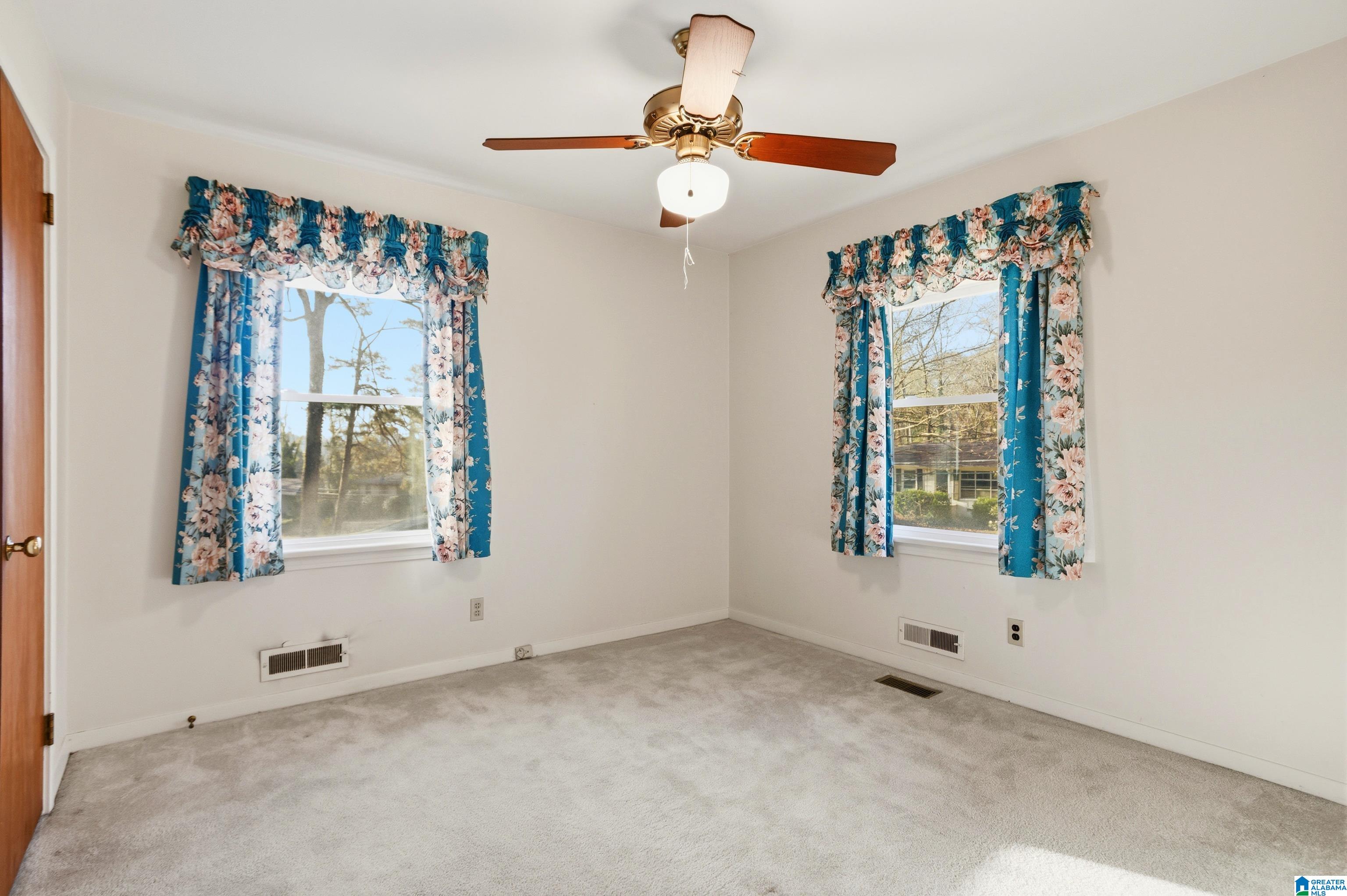 3360 VALLEY PARK DRIVE