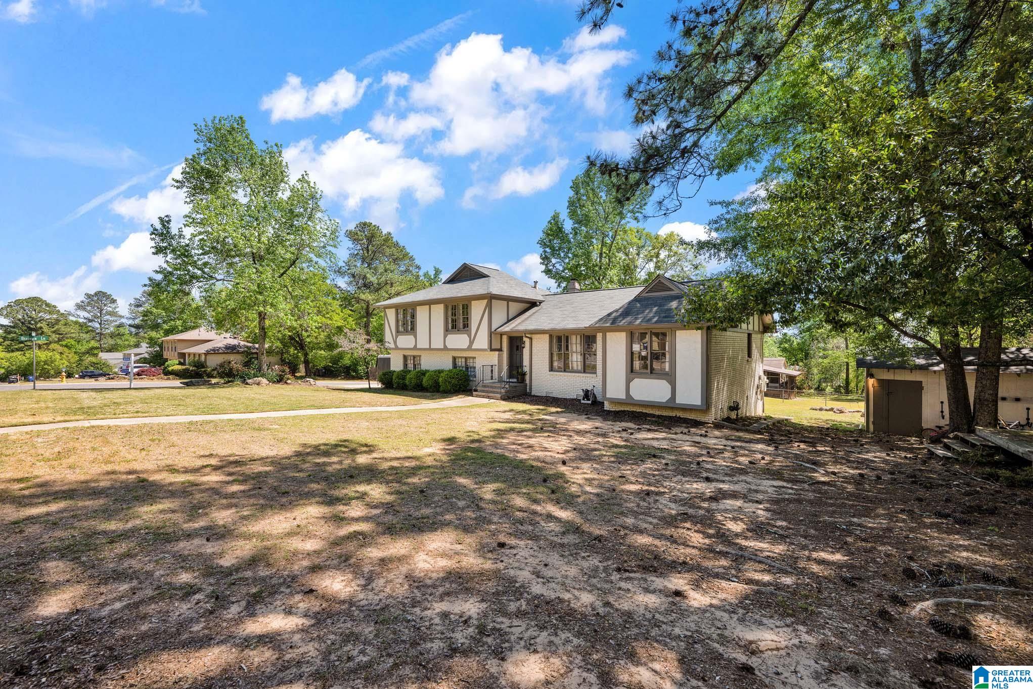 2311 GRANTLAND PLACE