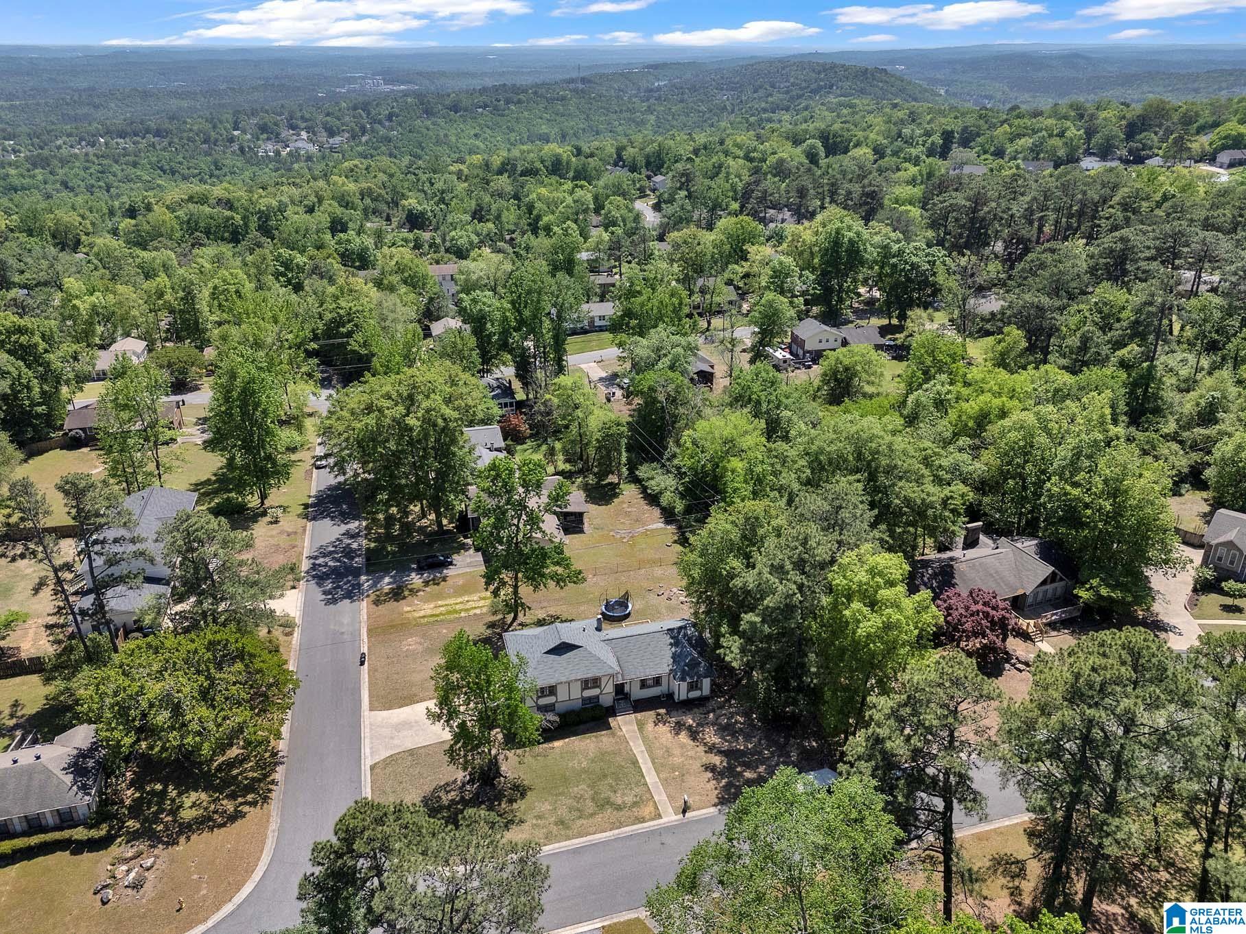 2311 GRANTLAND PLACE