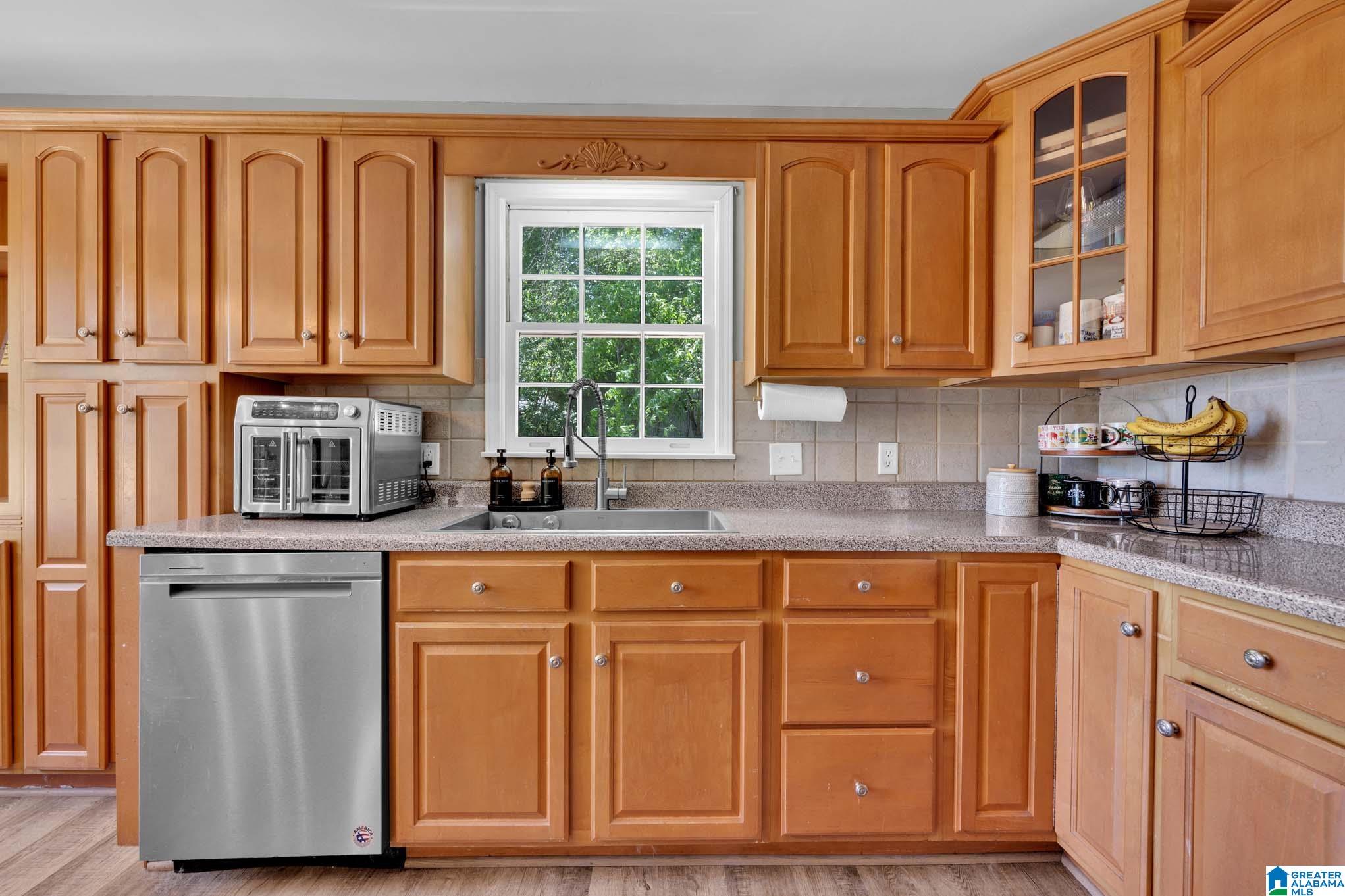 2311 GRANTLAND PLACE
