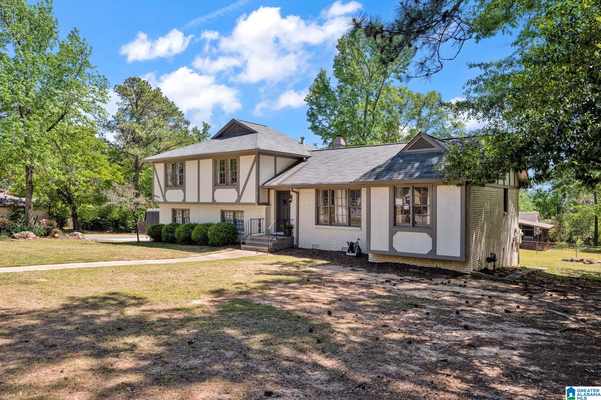 2311 GRANTLAND PLACE