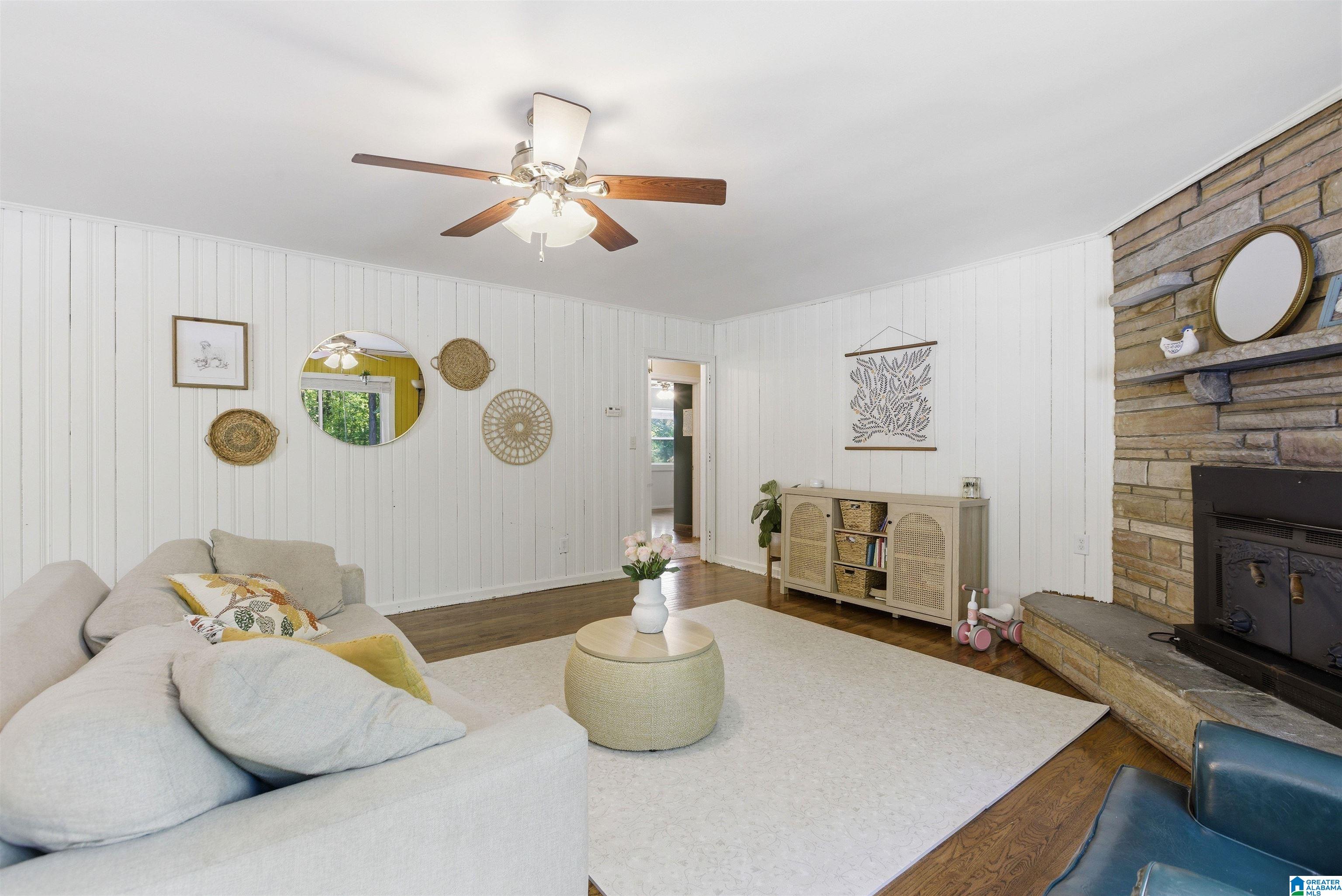 7061 MOUNTAIN VIEW LANE