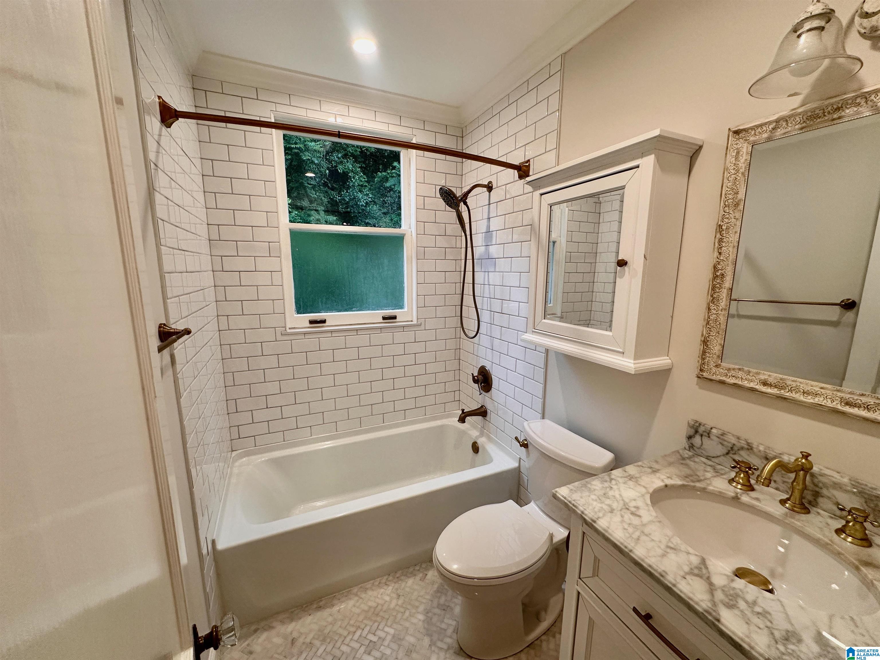3809 12TH COURT S Unit: B-1