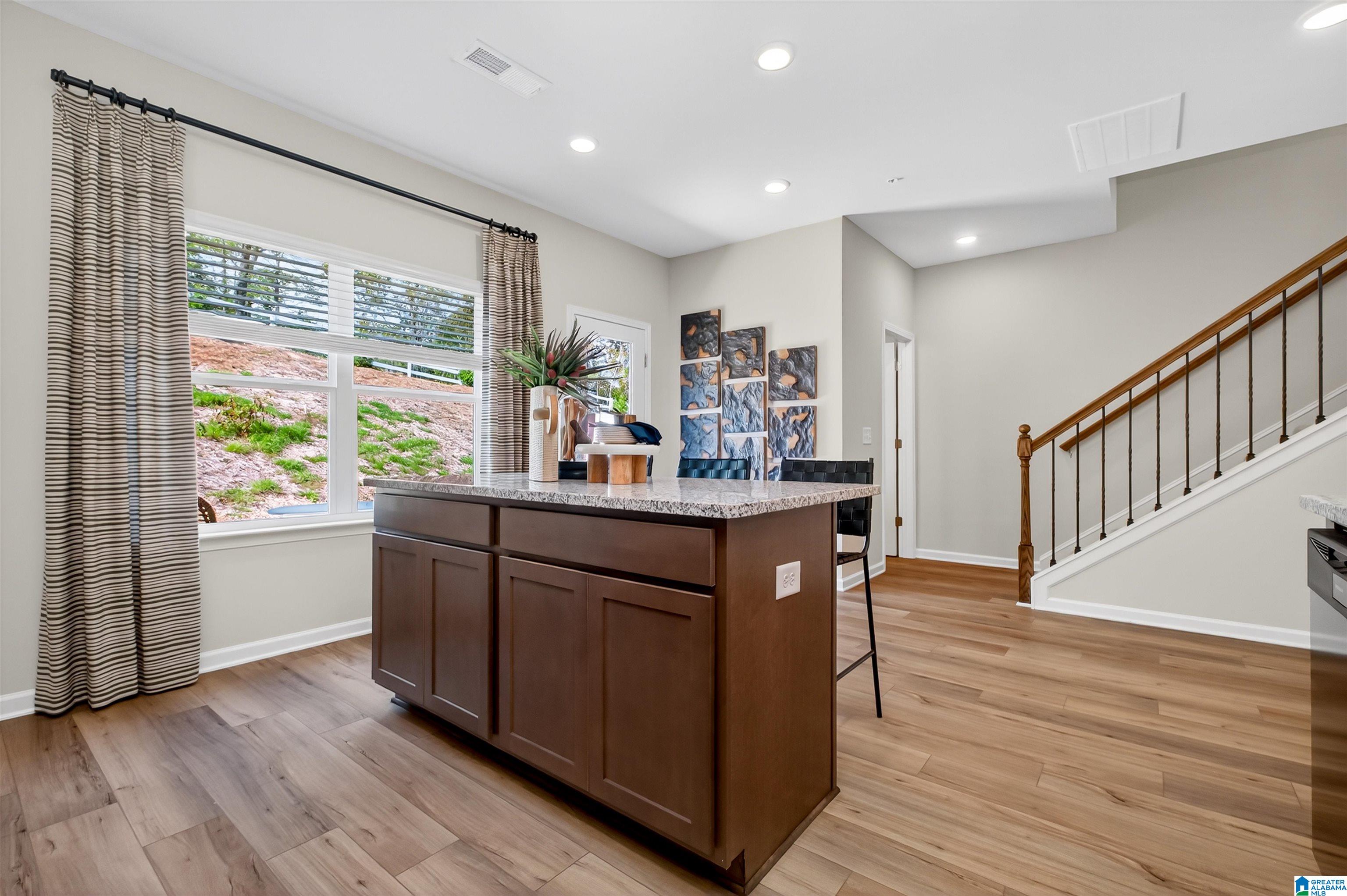 4539 VILLAGE SPRINGS SQUARE Unit: 9