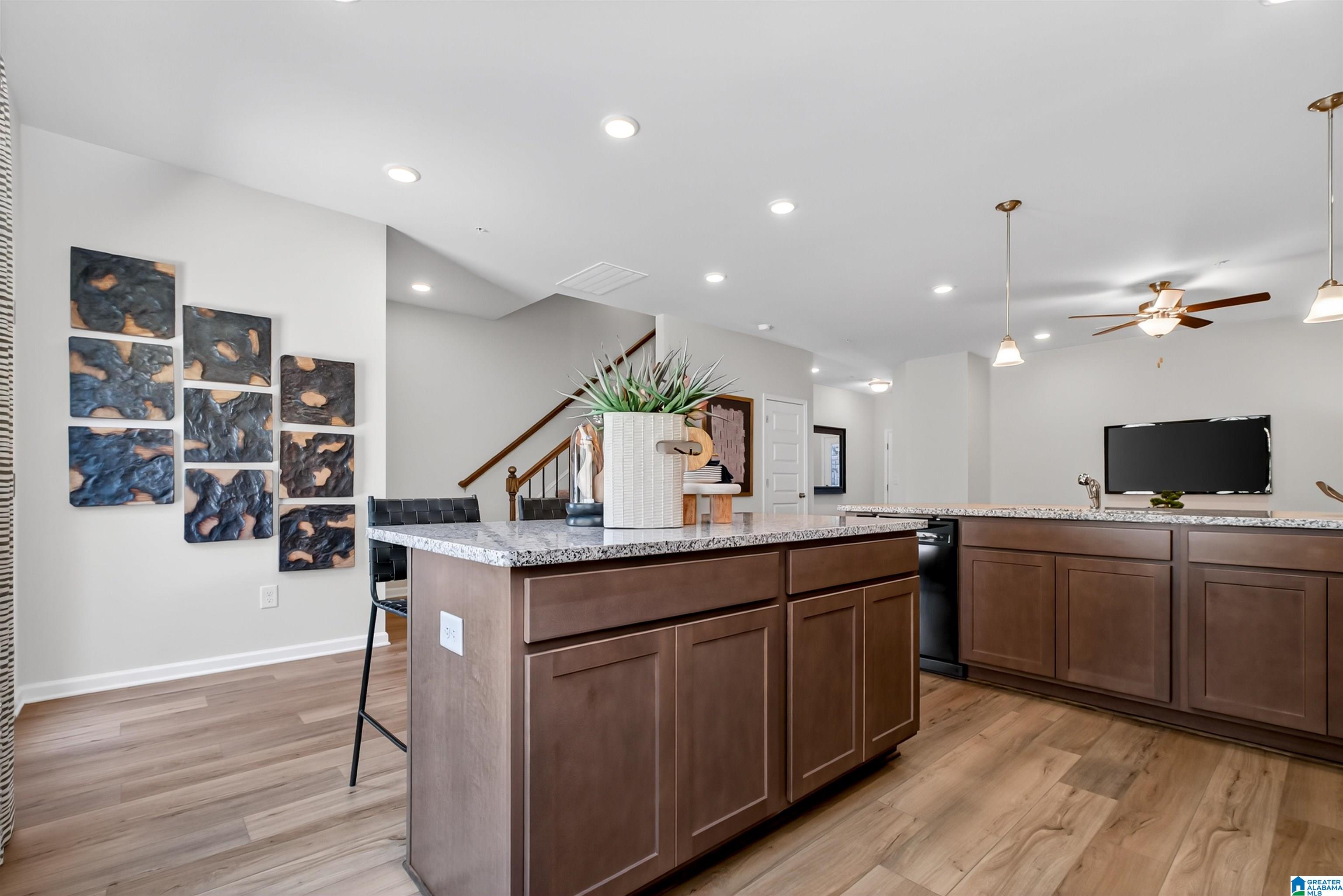 4539 VILLAGE SPRINGS SQUARE Unit: 9