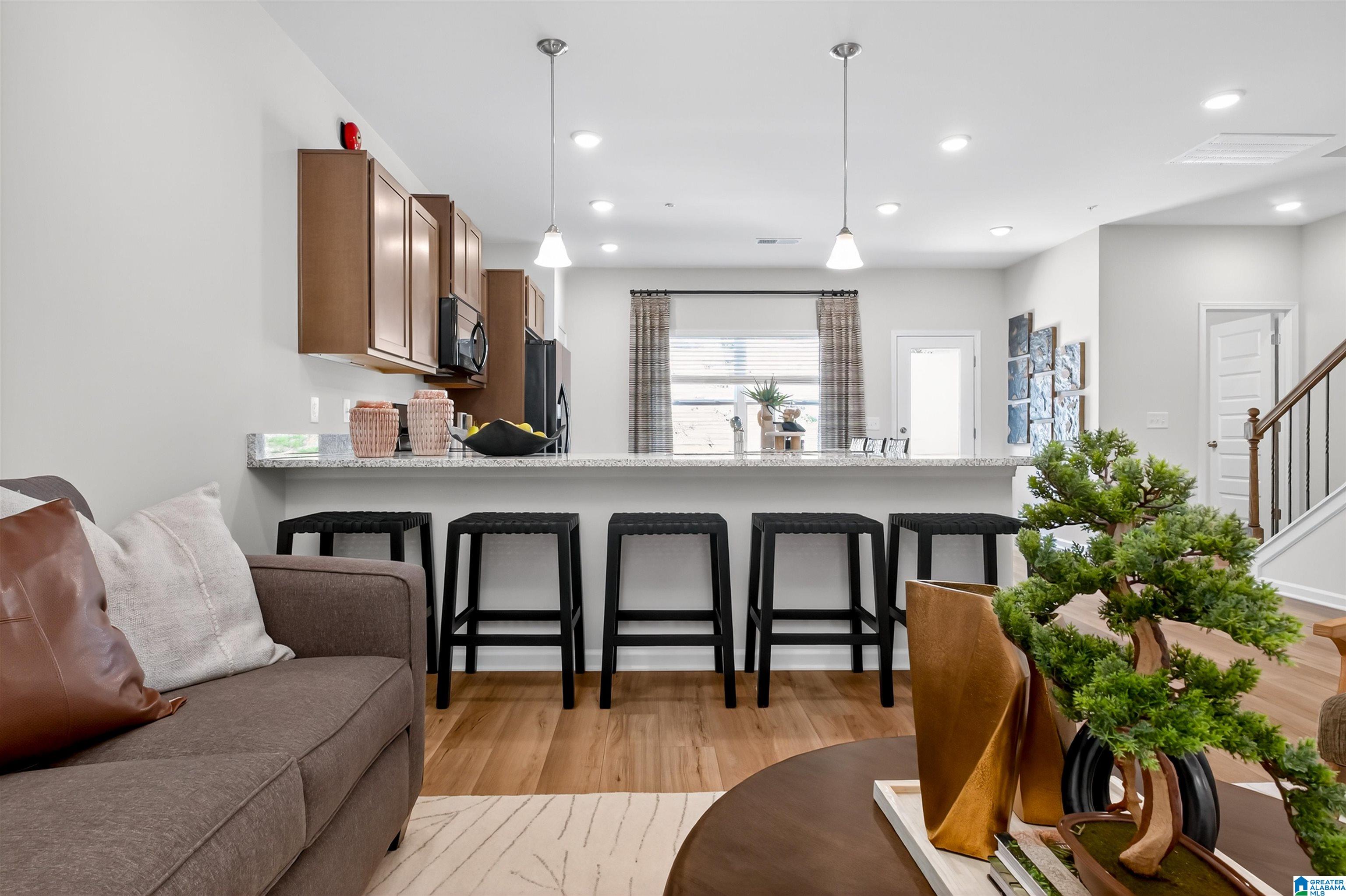 4539 VILLAGE SPRINGS SQUARE Unit: 9
