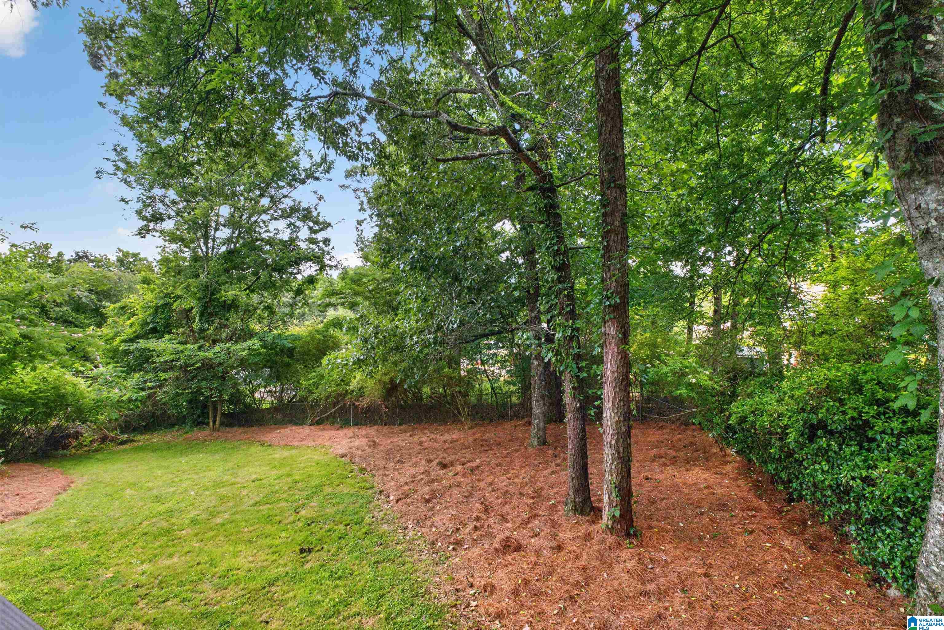 7 STONEVIEW TRAIL