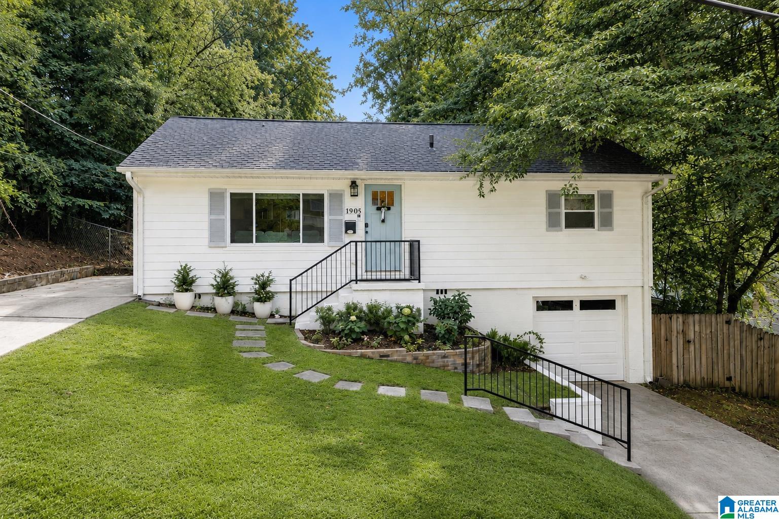 1905 22ND STREET S