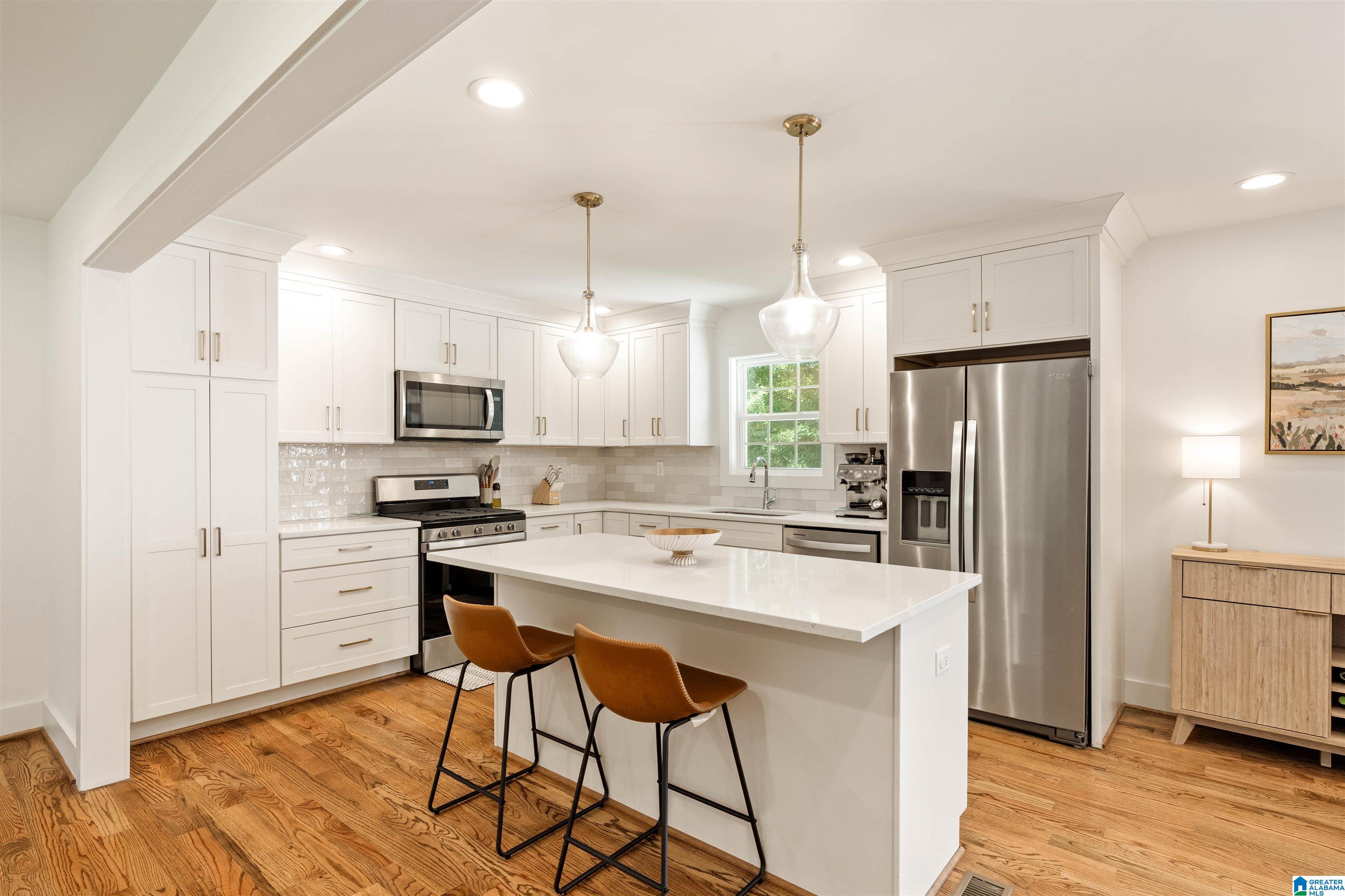 2295 WOODCREEK DRIVE