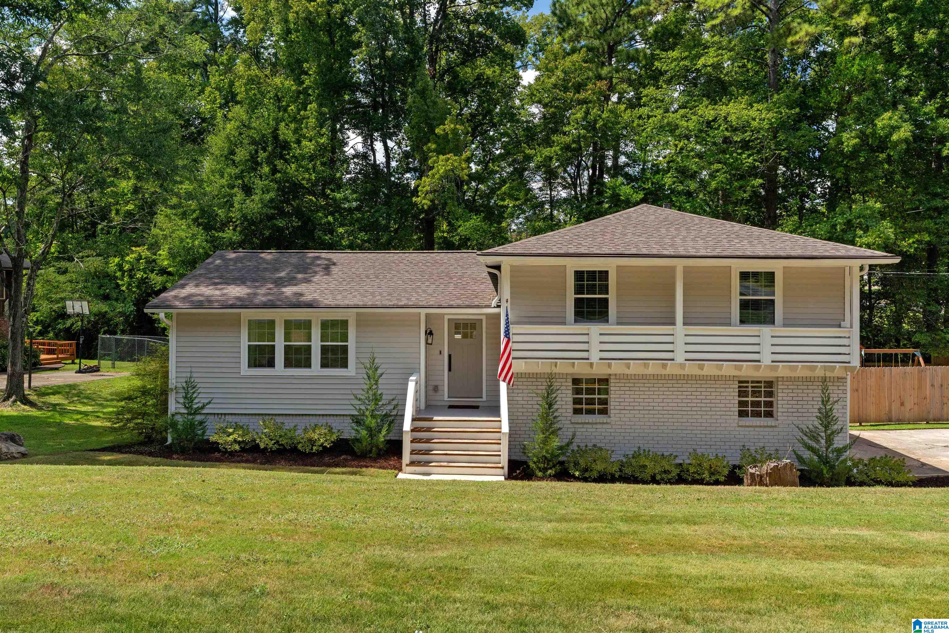 2295 WOODCREEK DRIVE