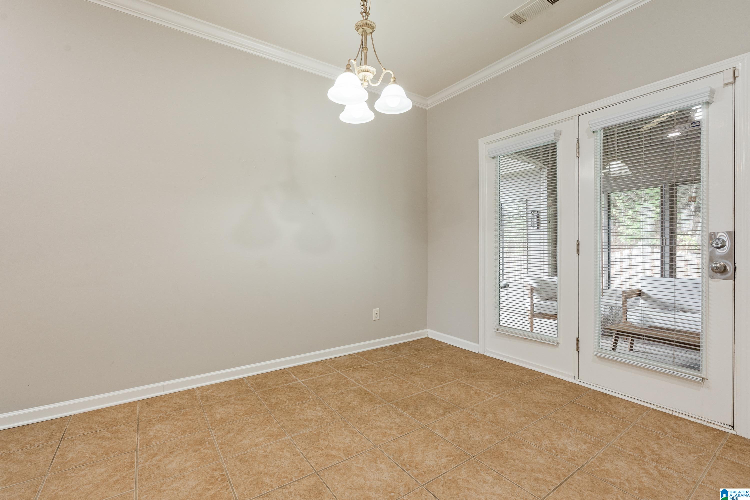 2828 OXMOOR GLEN DRIVE