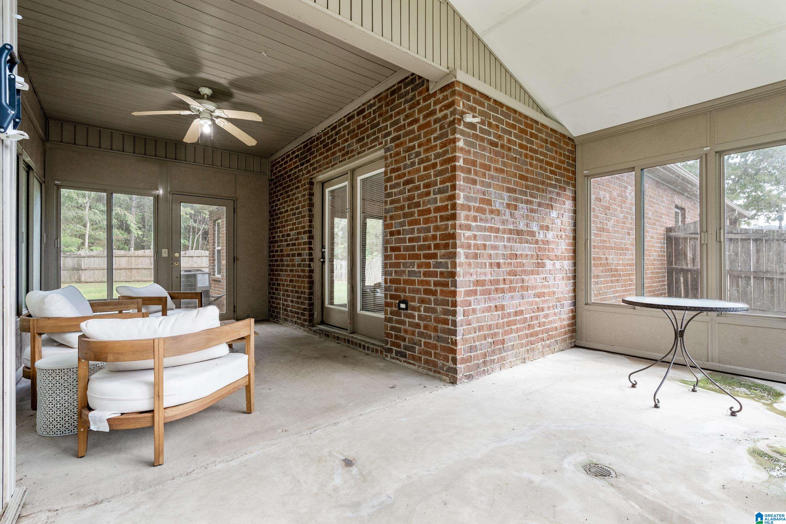 2828 OXMOOR GLEN DRIVE