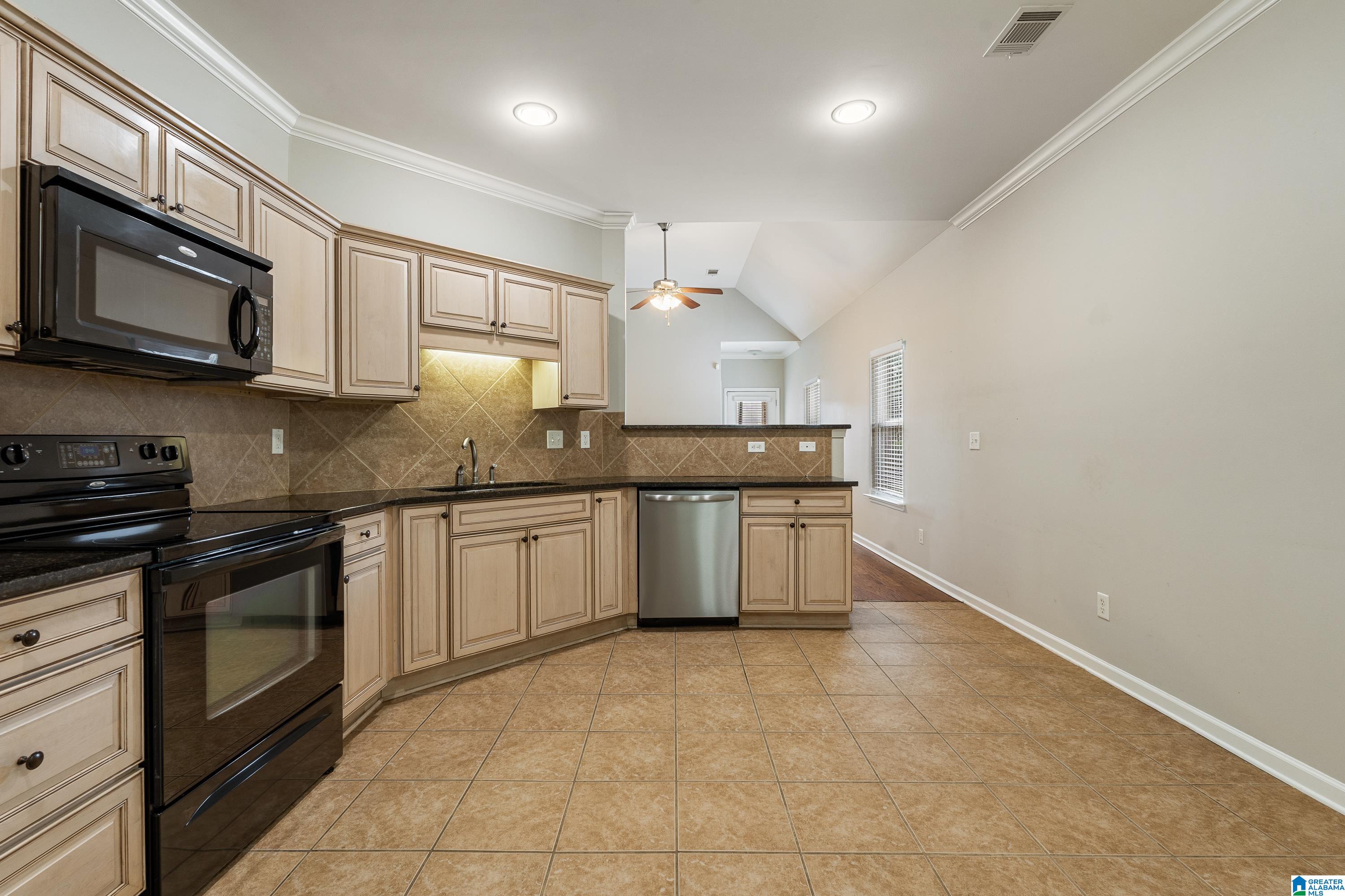 2828 OXMOOR GLEN DRIVE