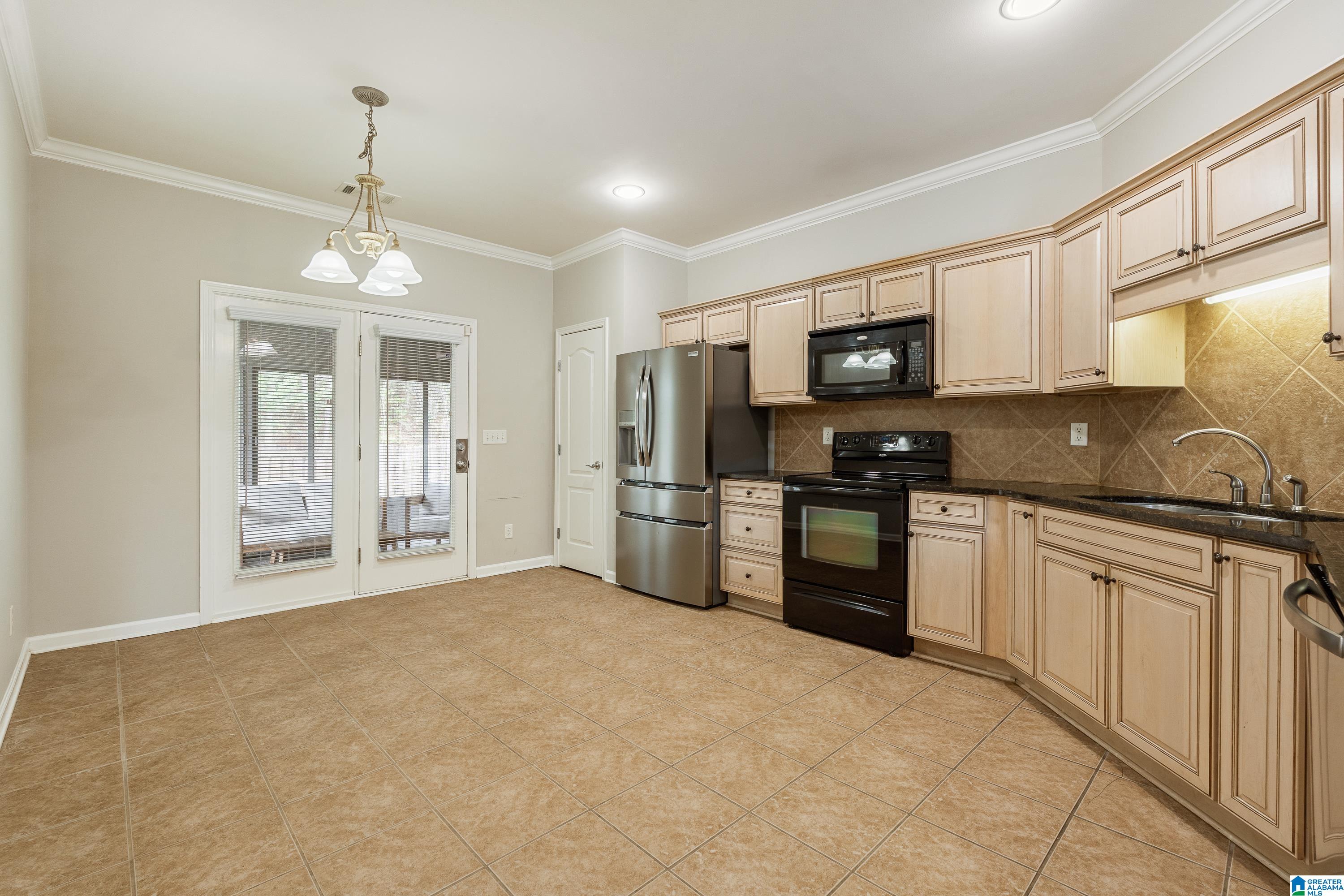 2828 OXMOOR GLEN DRIVE