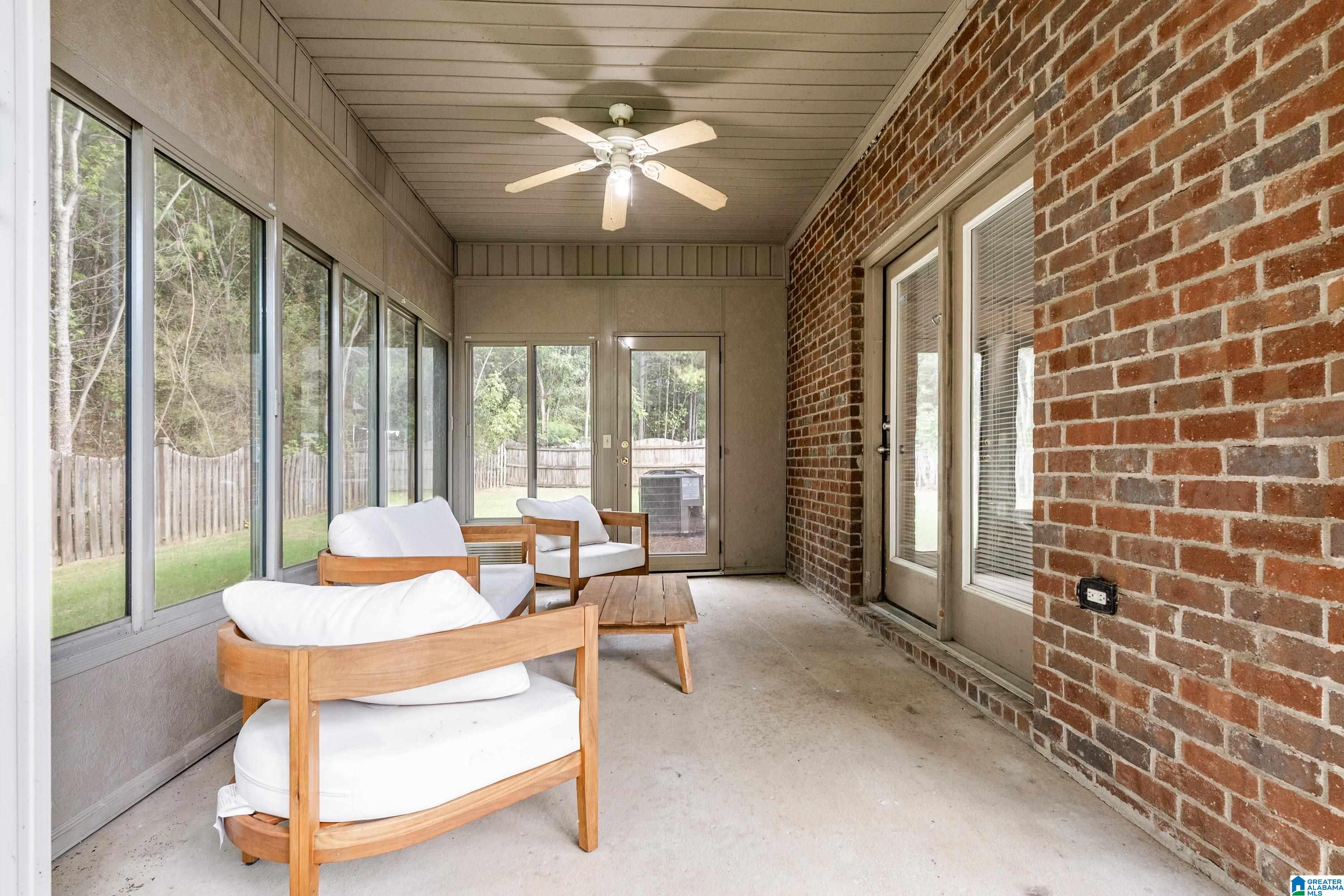 2828 OXMOOR GLEN DRIVE