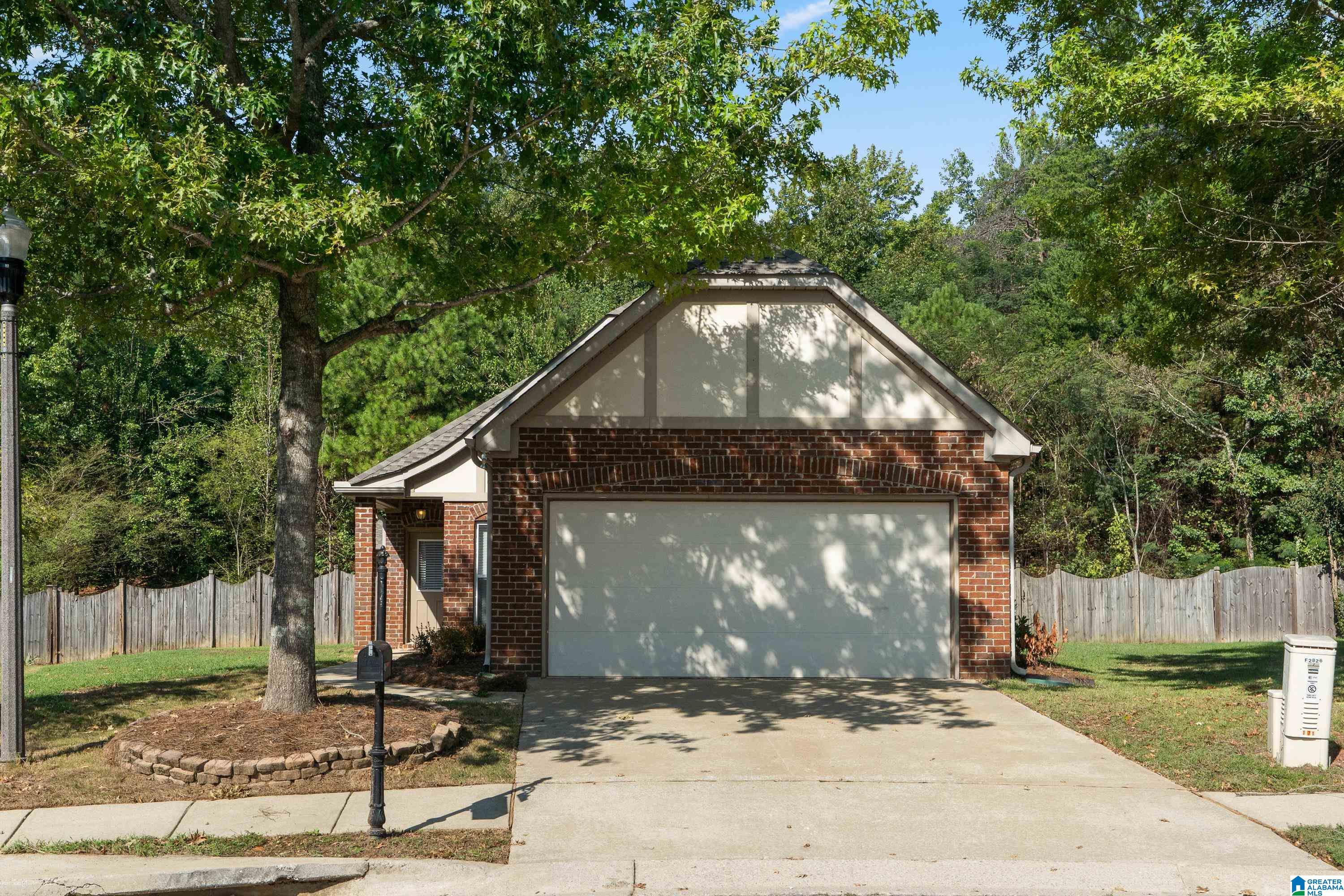 2828 OXMOOR GLEN DRIVE