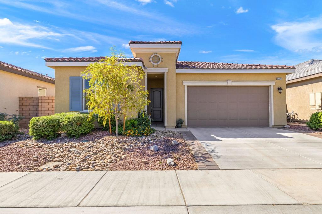 85349 Campana Avenue