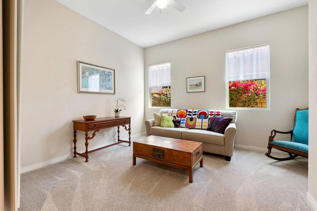 85349 Campana Avenue