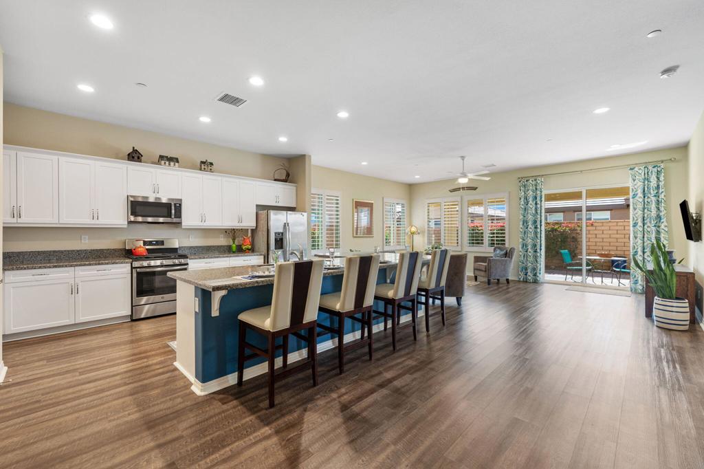 85349 Campana Avenue