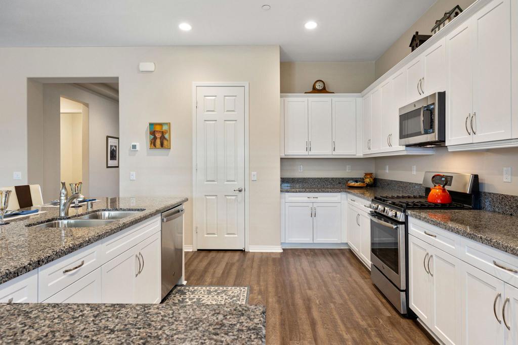 85349 Campana Avenue