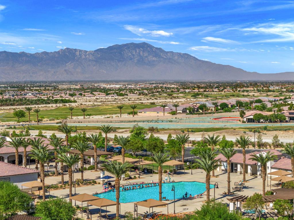 85349 Campana Avenue