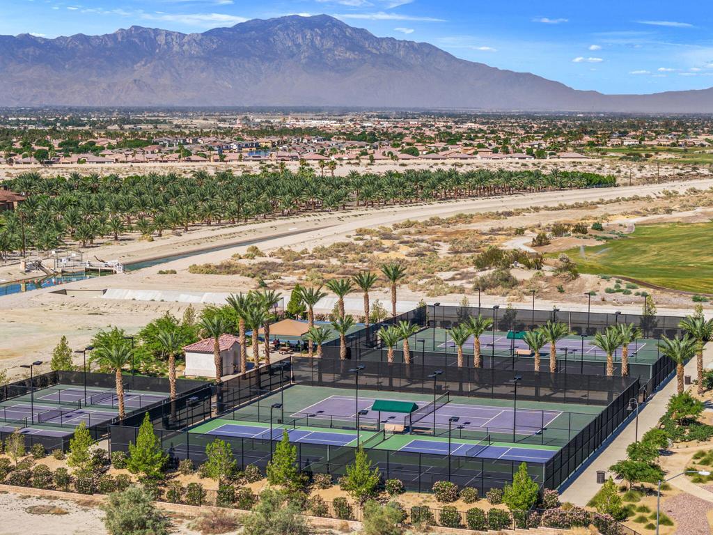 85349 Campana Avenue