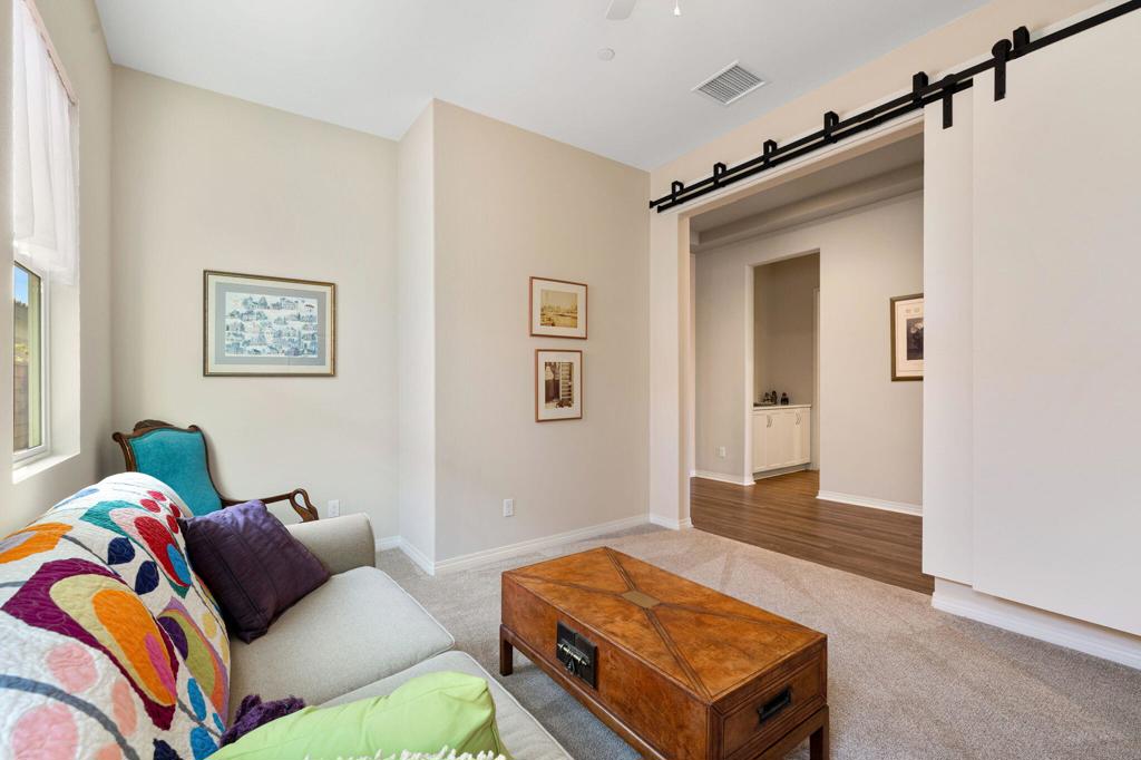 85349 Campana Avenue