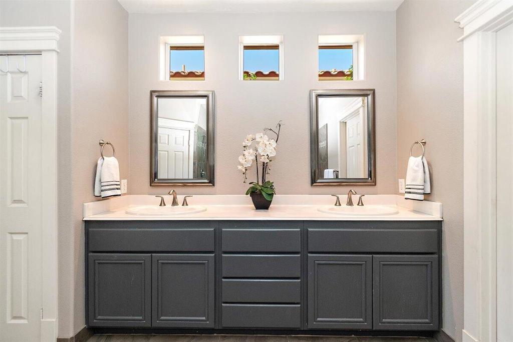 45935 Spyglass Hill Street