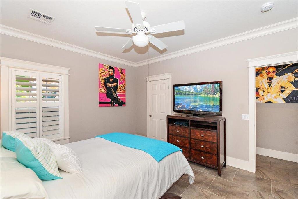 45935 Spyglass Hill Street