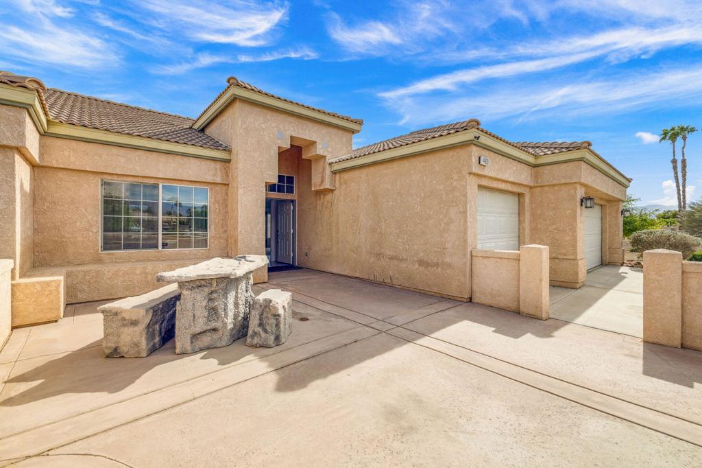 44920 Los Manos Drive