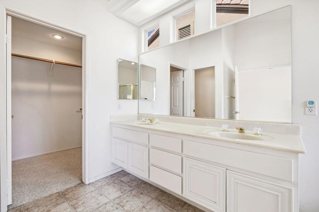 44920 Los Manos Drive