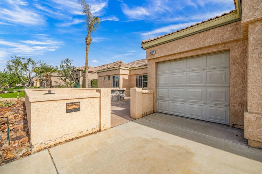 44920 Los Manos Drive