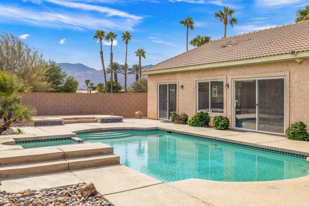 44920 Los Manos Drive