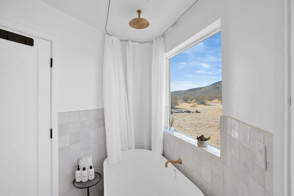 1674 Mason Dixon Road