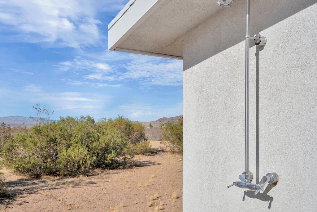 1674 Mason Dixon Road