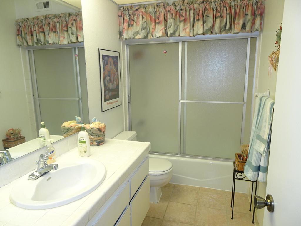 47395 Monroe Street 173