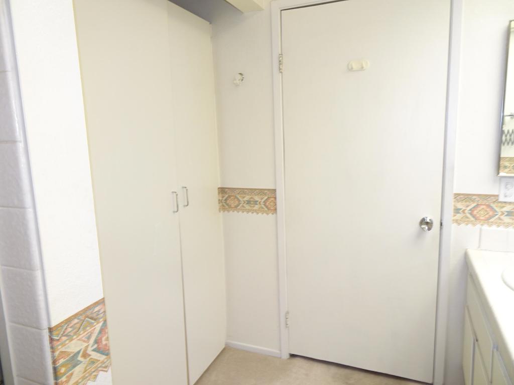 47395 Monroe Street 173