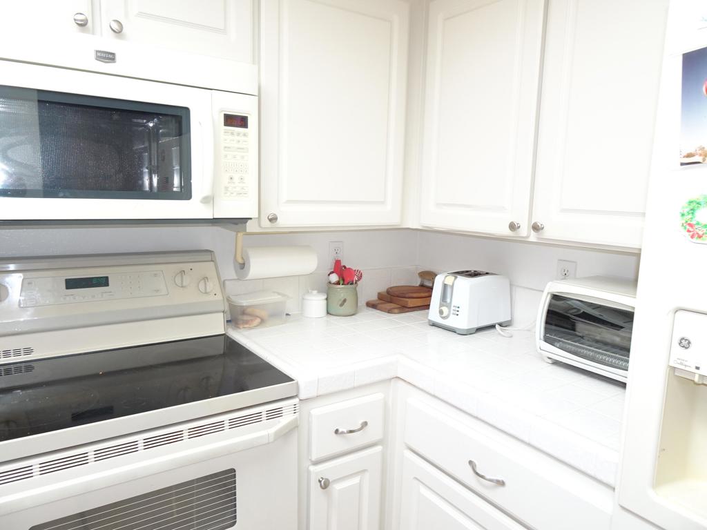 47395 Monroe Street 173