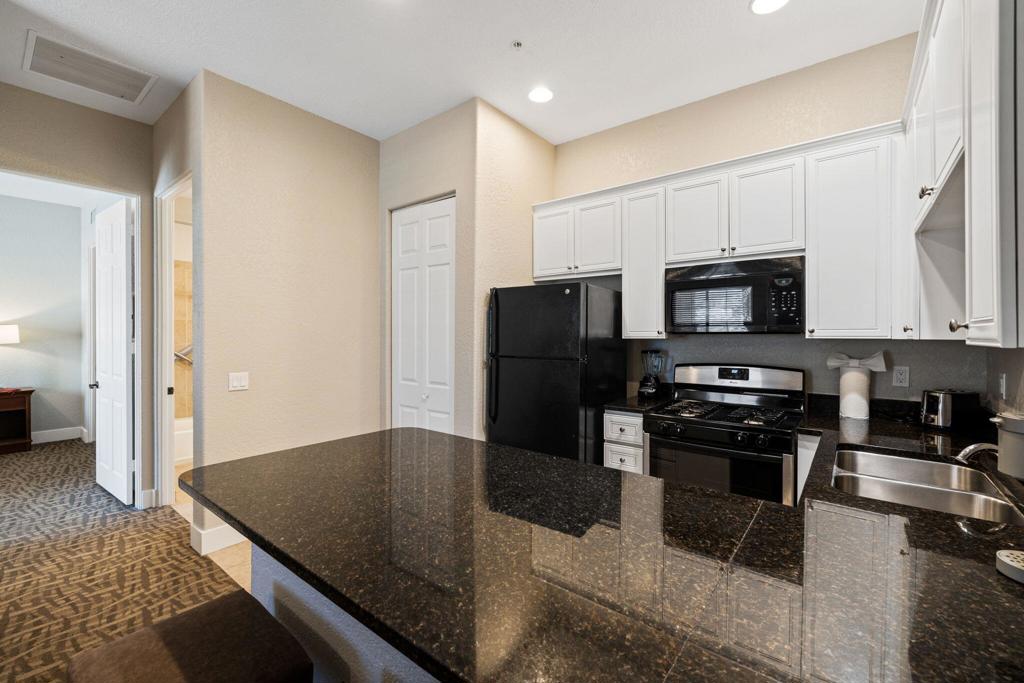 50700 Santa Rosa Plaza 1