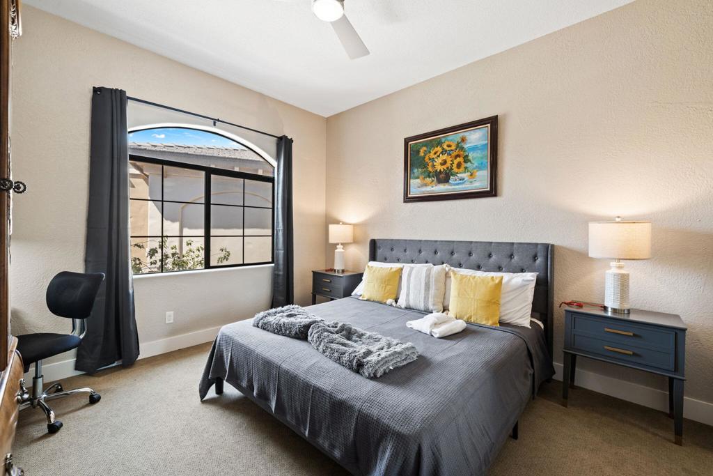 50700 Santa Rosa Plaza 7