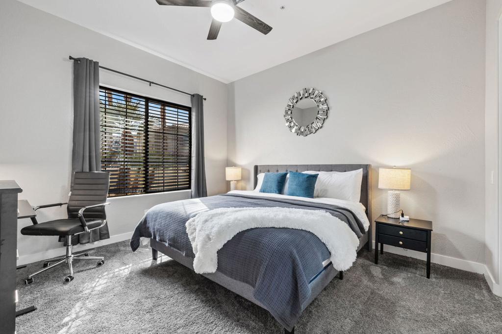 50590 Santa Rosa Plaza 1