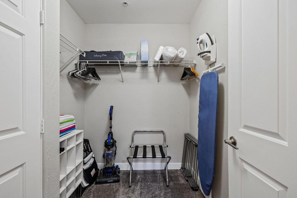 50590 Santa Rosa Plaza 1