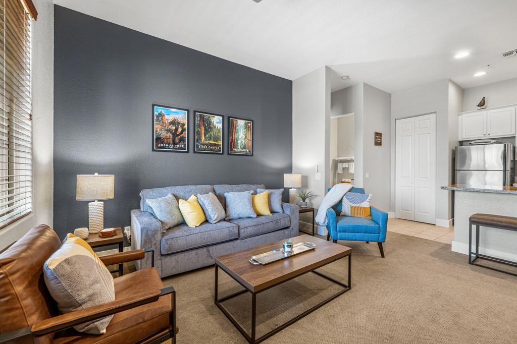 50610 Santa Rosa Plaza 7