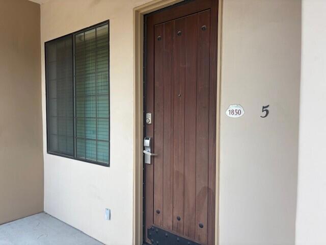 50590 Santa Rosa Plaza 5